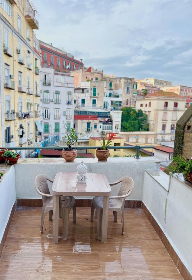 La Casa Di Marty Apartment Napoli Exterior foto